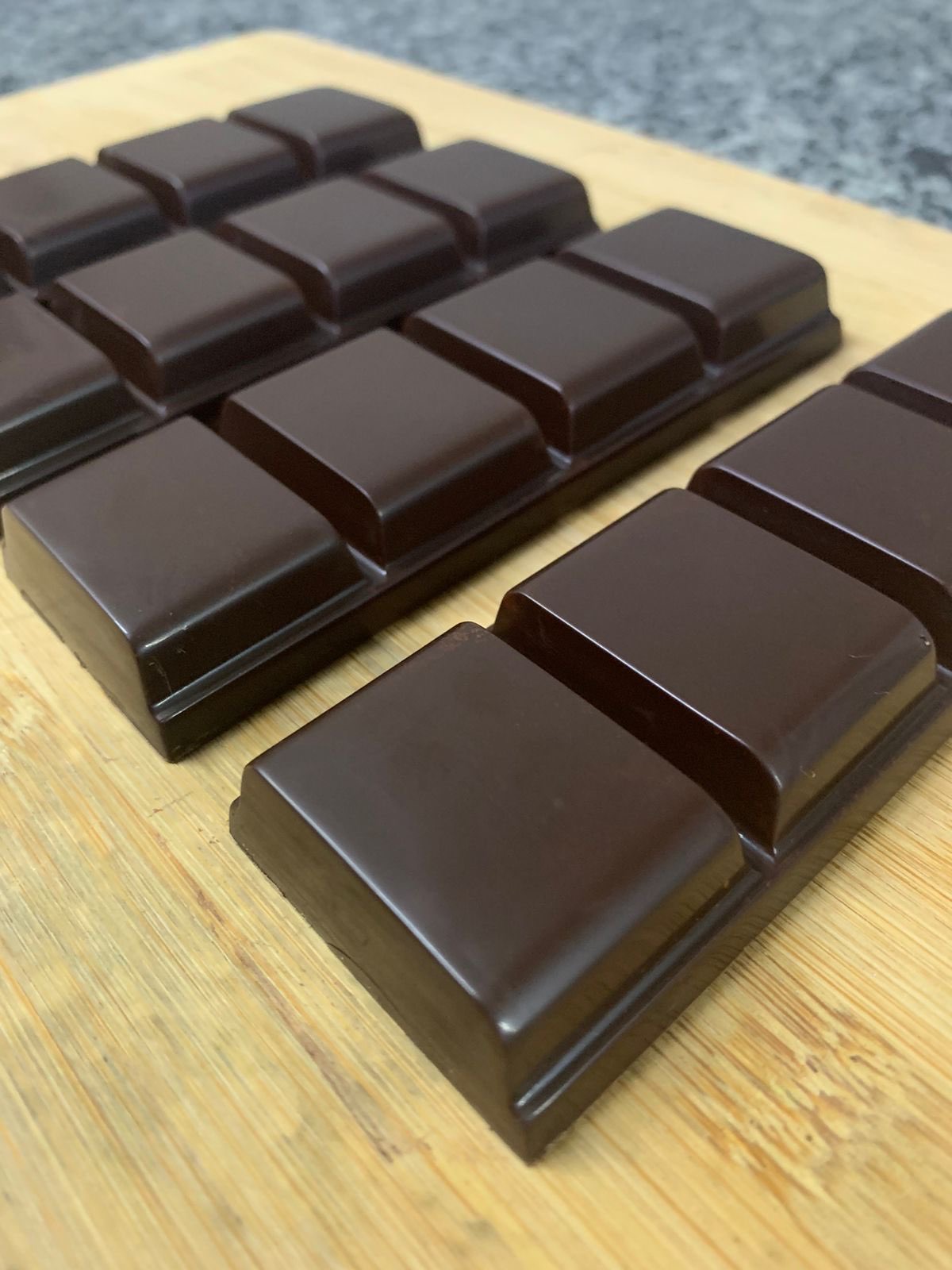 Dark Chocolate Beeghee Bar